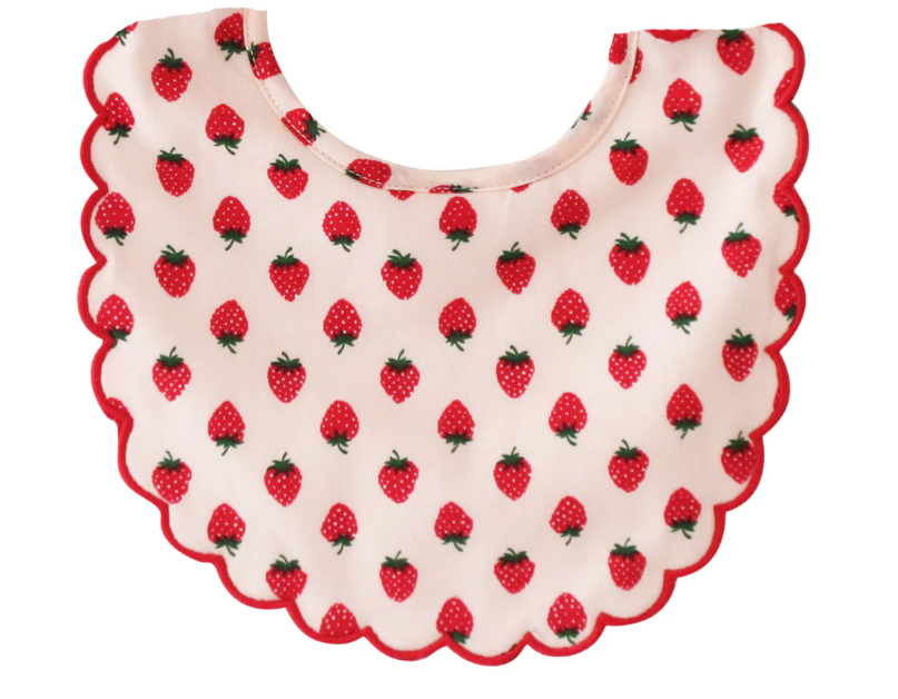 Scallop Bib | Strawberries