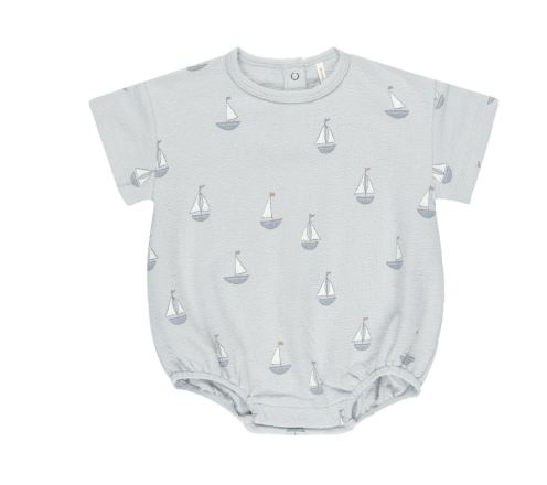 Relaxed Bubble | Sailboats